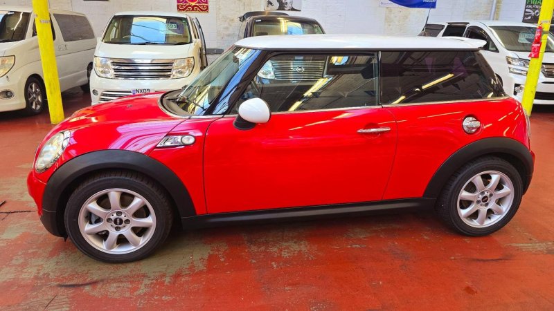 MINI HATCH COOPER