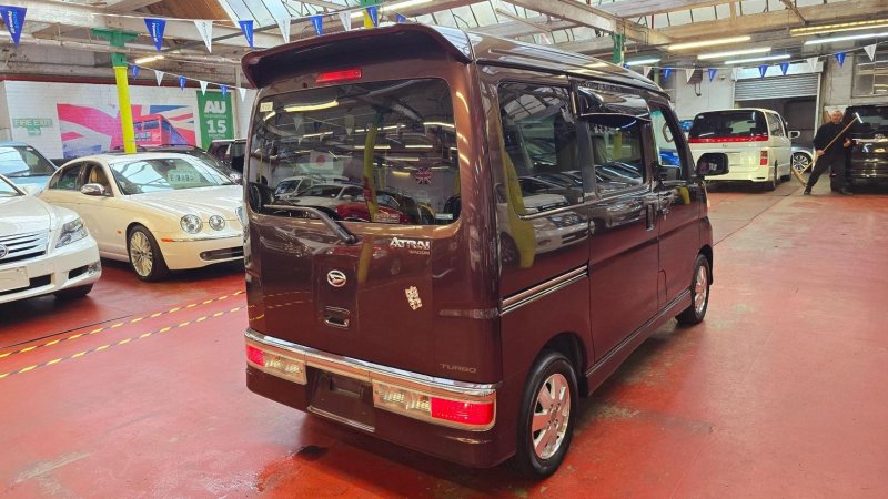 DAIHATSU ATRAI