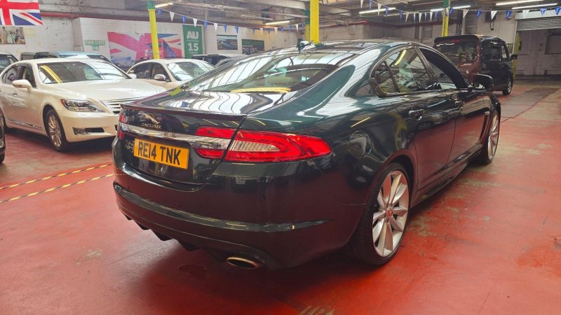 JAGUAR XF