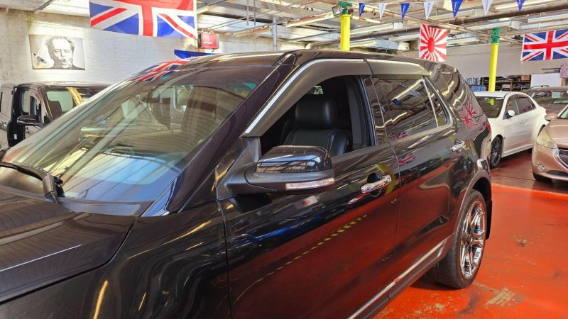 FORD EXPLORER