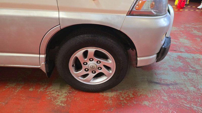 TOYOTA GRANVIA