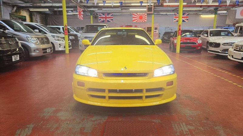 NISSAN SKYLINE