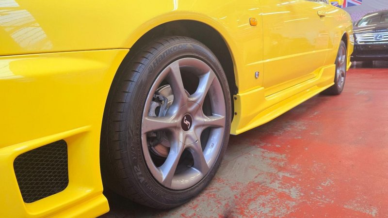 NISSAN SKYLINE