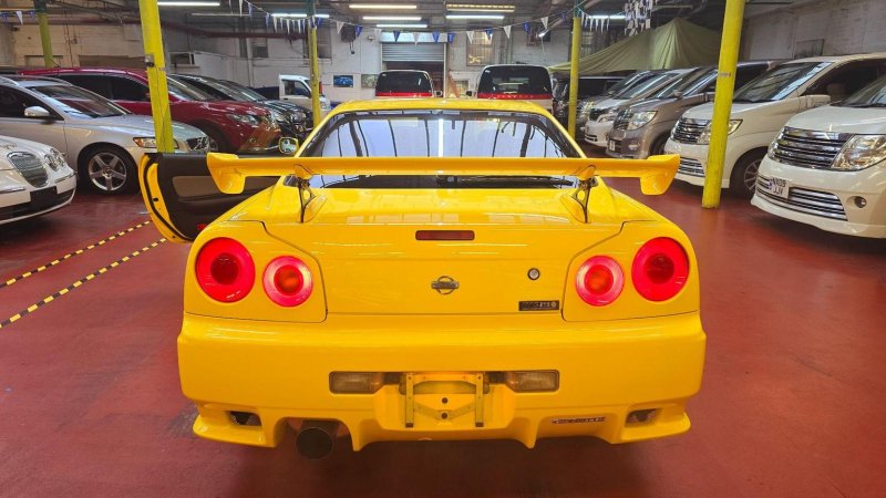 NISSAN SKYLINE