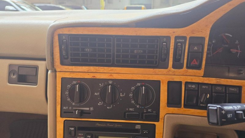 VOLVO 850