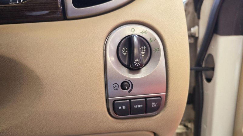 JAGUAR X-TYPE