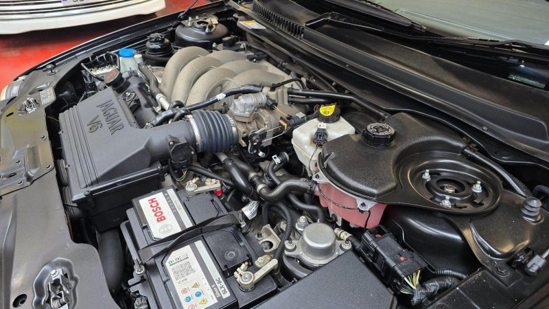 JAGUAR X-TYPE