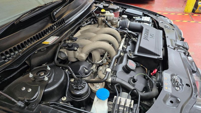 JAGUAR X-TYPE
