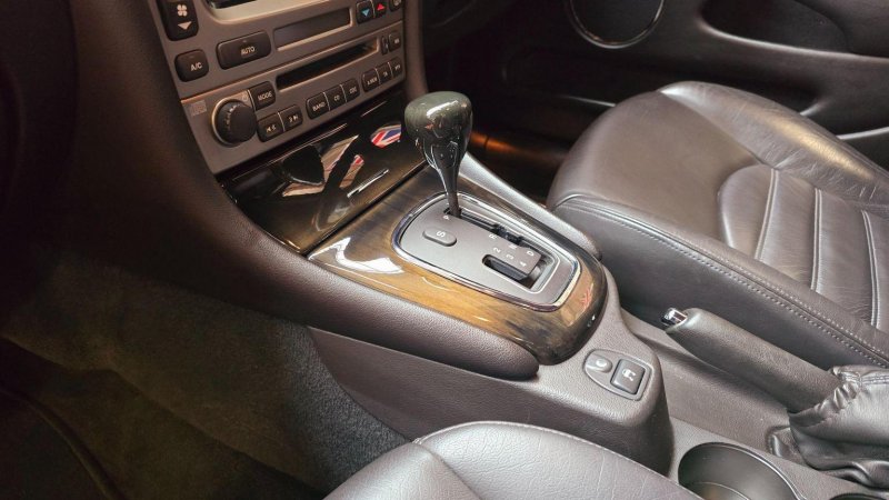 JAGUAR X-TYPE