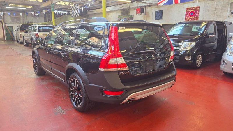VOLVO XC70