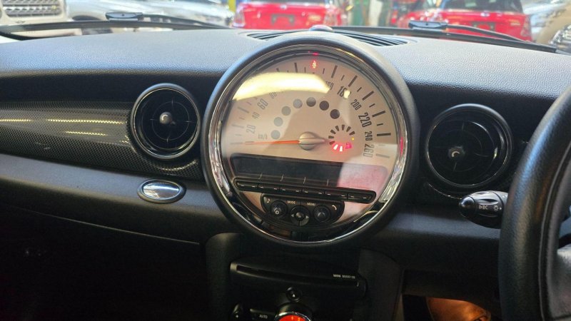 MINI HATCH COOPER