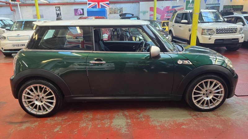 MINI HATCH COOPER