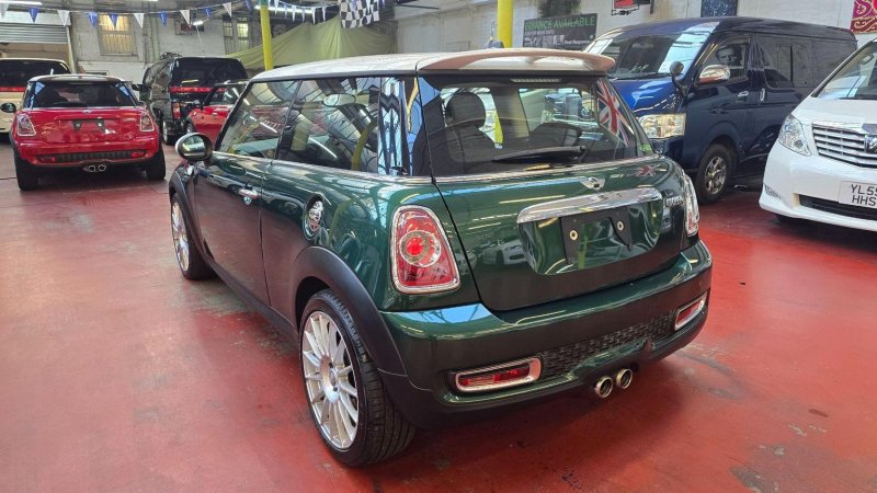 MINI HATCH COOPER