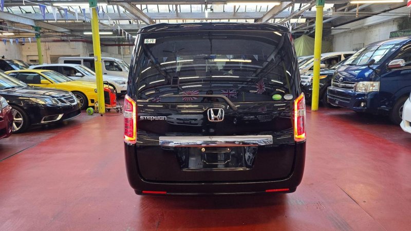 HONDA STEPWAGON