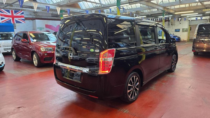 HONDA STEPWAGON