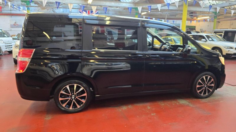 HONDA STEPWAGON