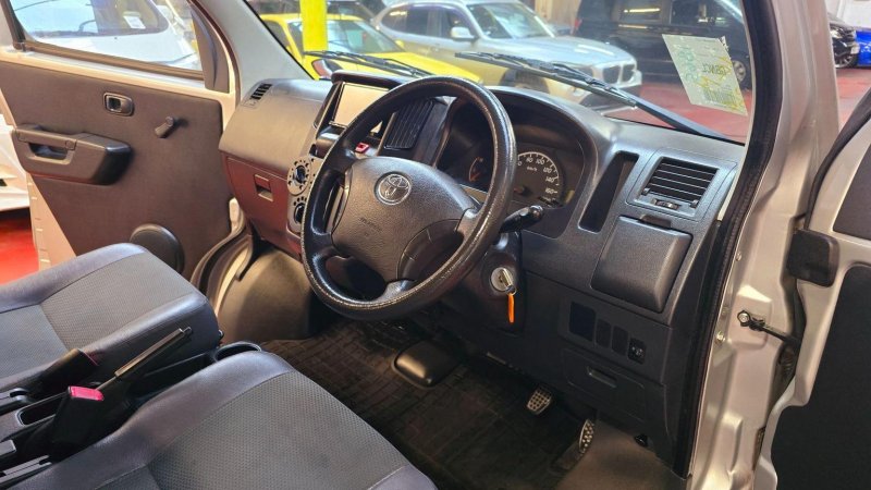 TOYOTA TOWNACE