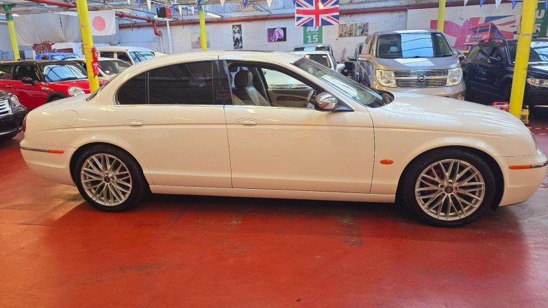 JAGUAR S-TYPE