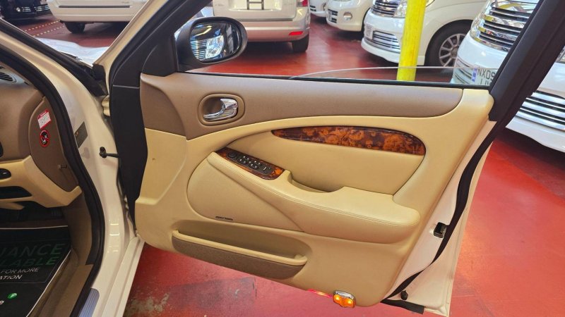 JAGUAR S-TYPE