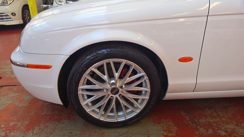 JAGUAR S-TYPE
