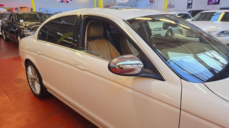 JAGUAR S-TYPE