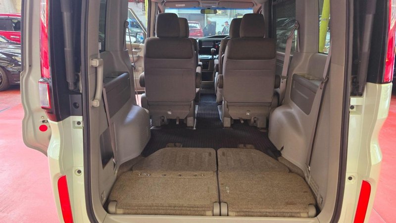 HONDA STEPWAGON