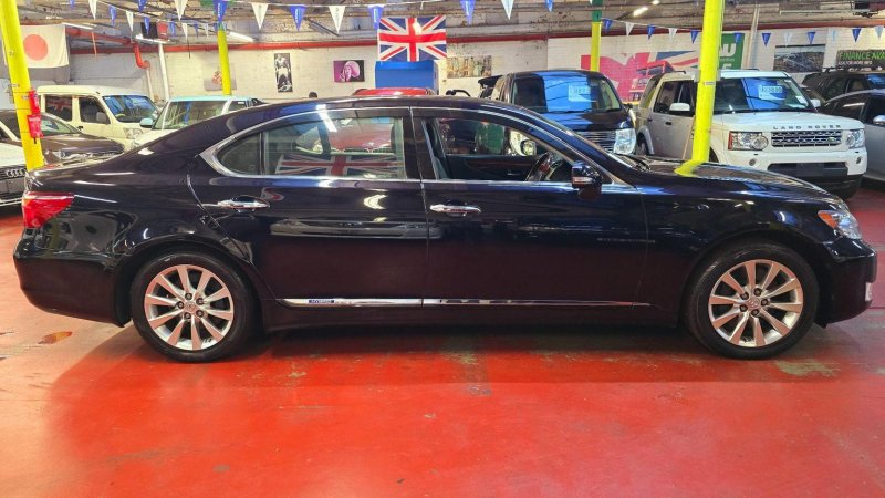 LEXUS LS