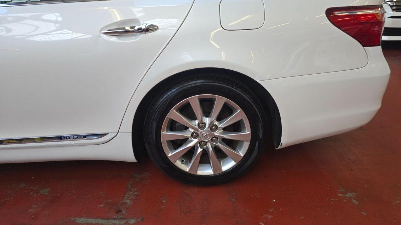 LEXUS LS