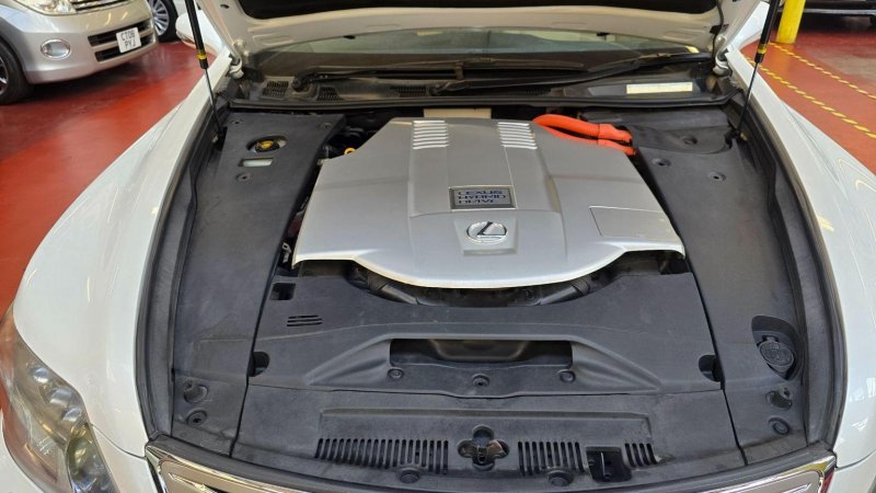 LEXUS LS