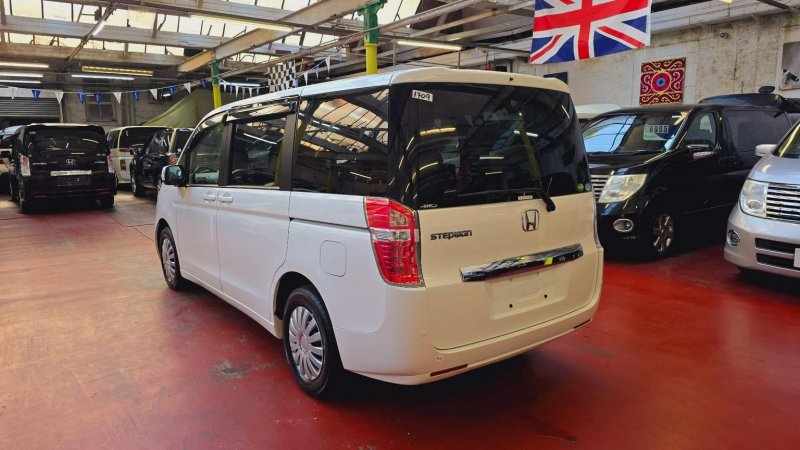 HONDA STEPWAGON