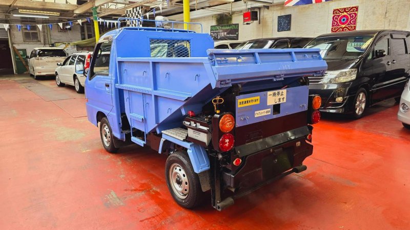 SUBARU SAMBAR