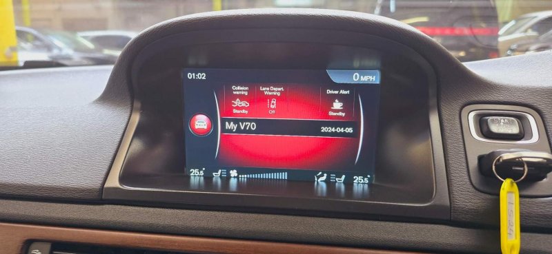 VOLVO V70