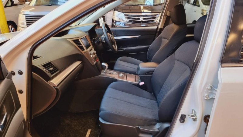 SUBARU OUTBACK