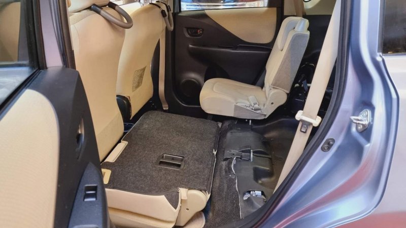 TOYOTA YARIS VERSO