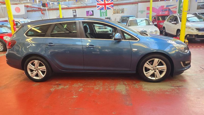 VAUXHALL ASTRA