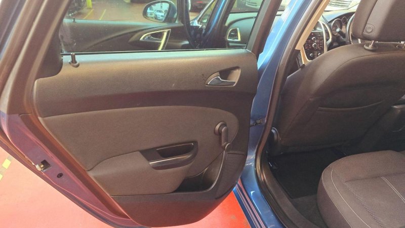 VAUXHALL ASTRA