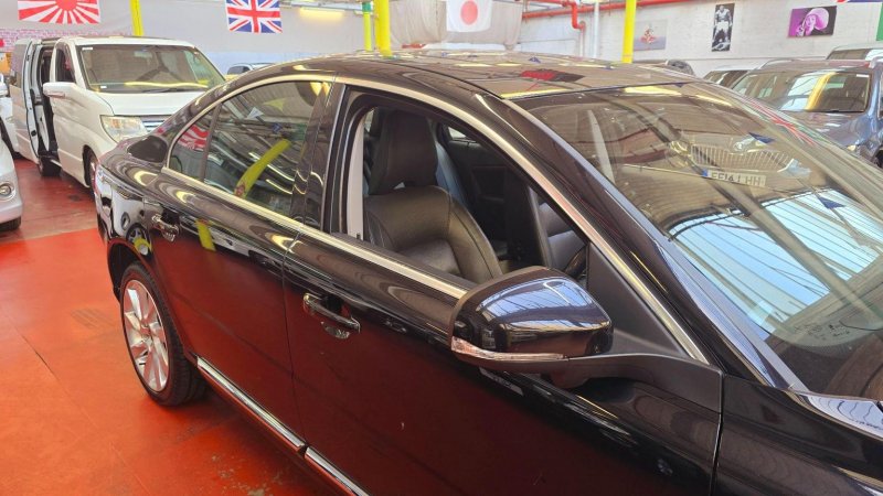 VOLVO S80