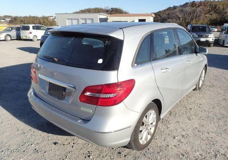 MERCEDES-BENZ B CLASS