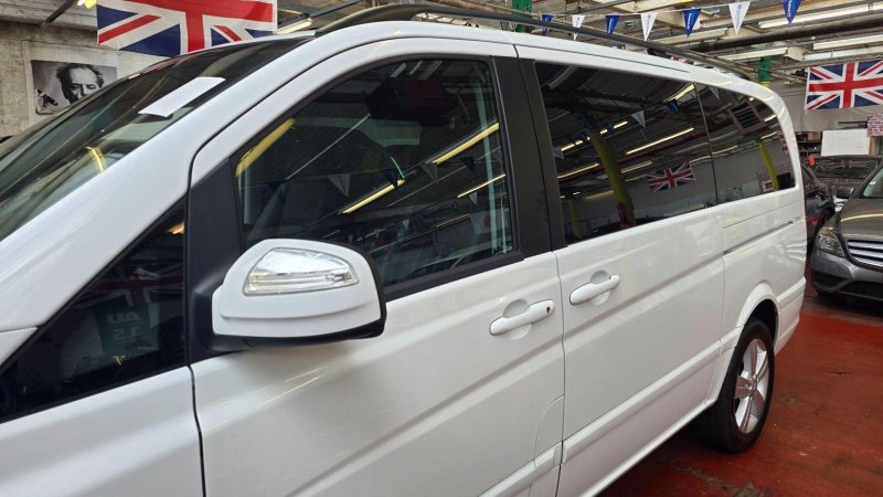 MERCEDES-BENZ V CLASS