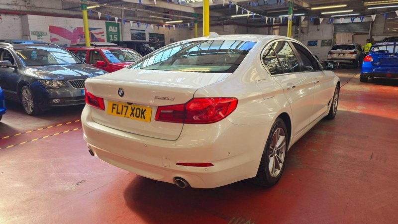 BMW 5 SERIES