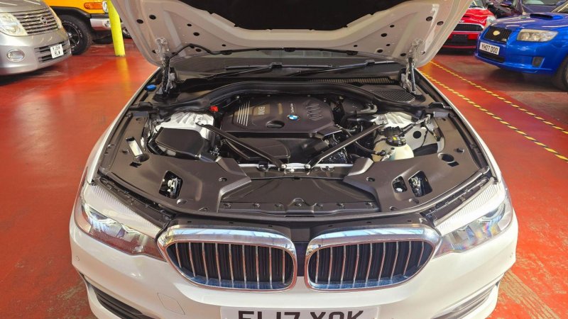 BMW 5 SERIES