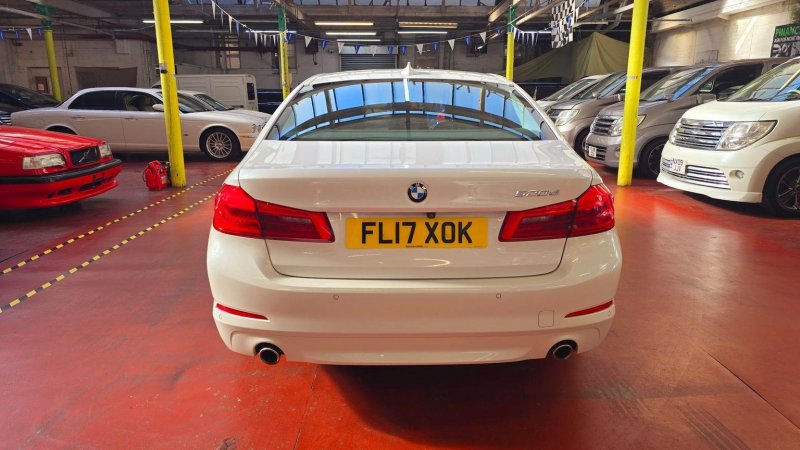 BMW 5 SERIES