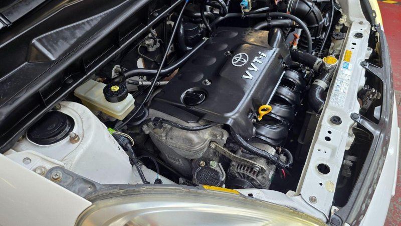 TOYOTA YARIS VERSO