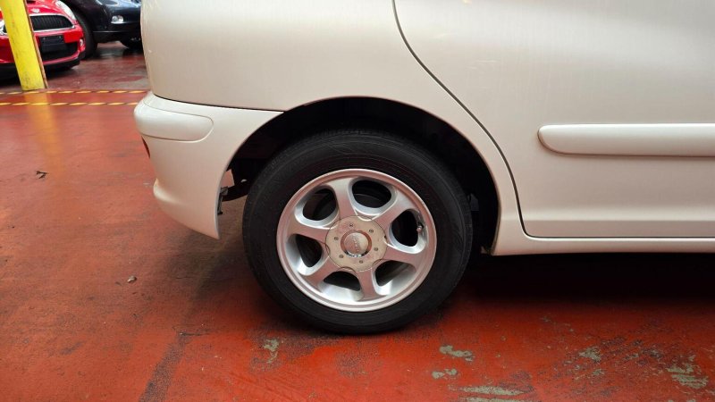 TOYOTA YARIS VERSO