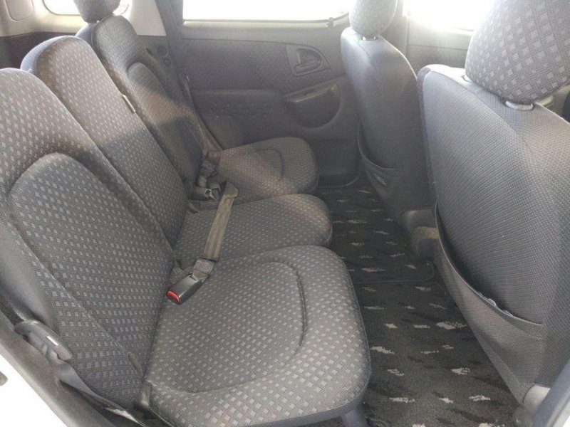 TOYOTA YARIS VERSO