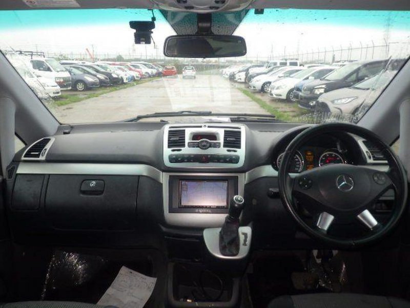 MERCEDES-BENZ V CLASS