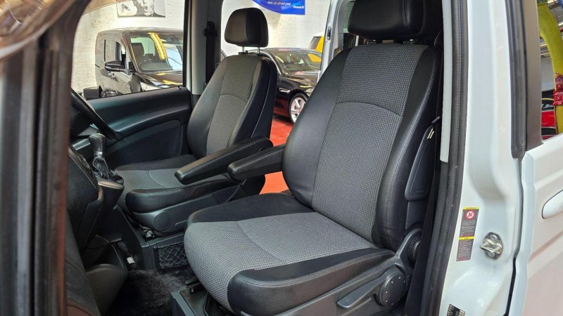 MERCEDES-BENZ V CLASS