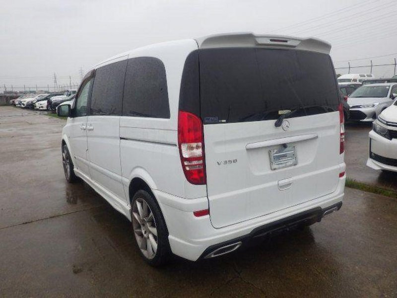 MERCEDES-BENZ V CLASS