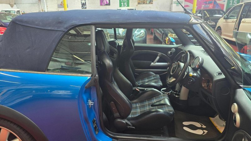 MINI CONVERTIBLE