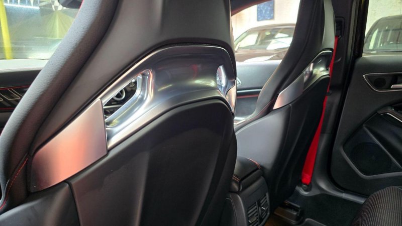 MERCEDES-BENZ GLA CLASS